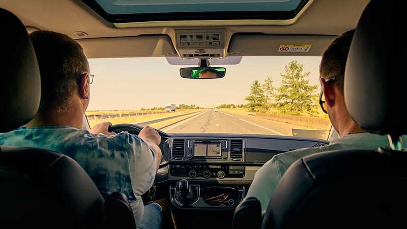 Pour qui est-il préférable de travailler, Uber ou Cabify, et combien d'argent gagnez-vous en tant que chauffeur ?